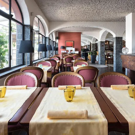 Il Porticciolo 4*