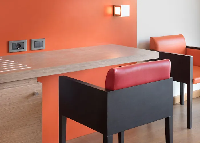 Il Porticciolo Hotel Laveno-Mombello