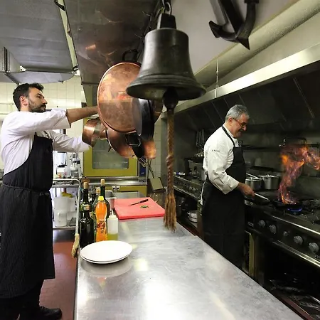 Il Porticciolo Hotel 4*