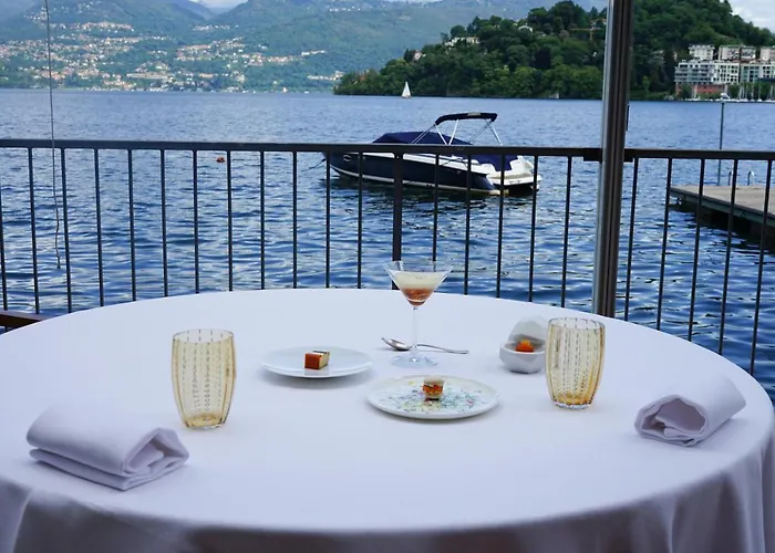 Hotel Il Porticciolo Laveno-Mombello