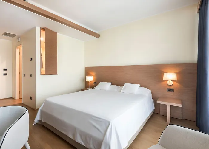 Il Porticciolo Hotel 4*