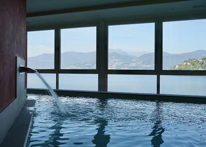 Il Porticciolo Hotel Laveno-Mombello