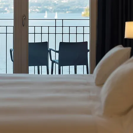 Hotel Il Porticciolo Laveno-Mombello