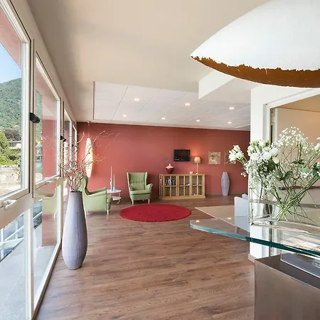 Il Porticciolo Hotel Laveno-Mombello