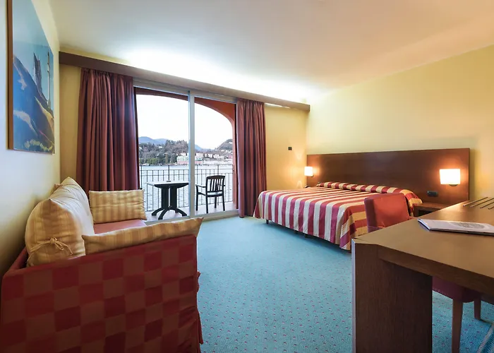 Il Porticciolo Hotel Laveno-Mombello