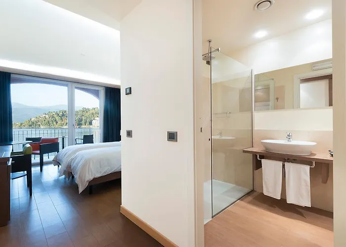 Il Porticciolo 4* Laveno-Mombello